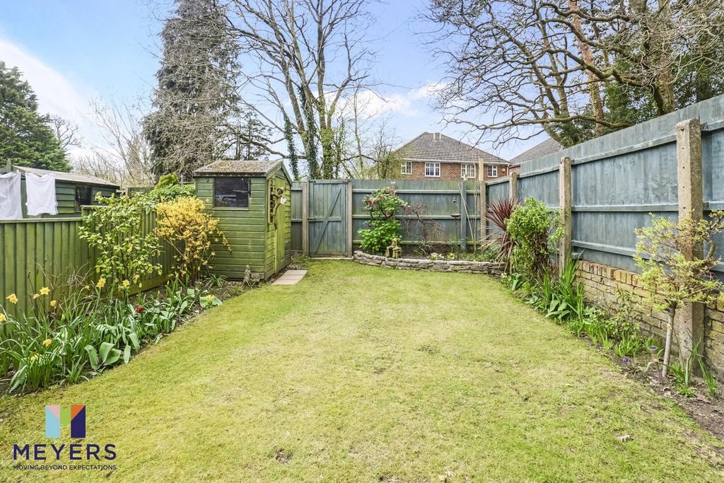 Property photo 2 of 12