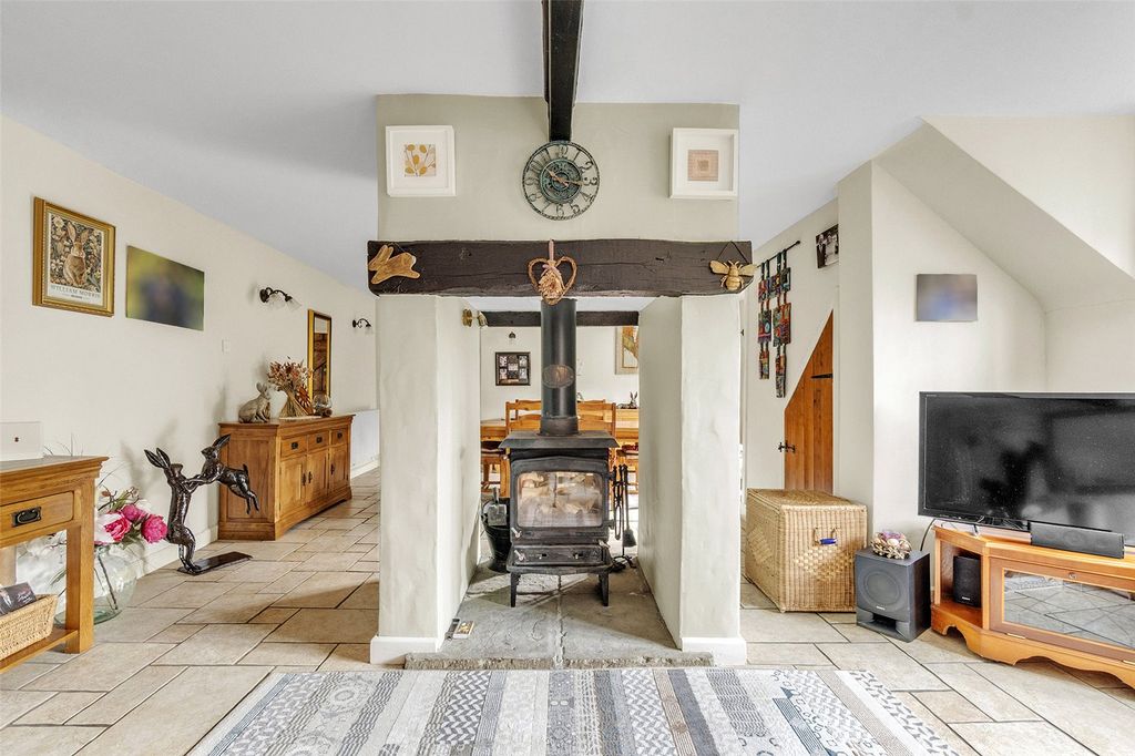 Property photo 3 of 34 Picture No. 03