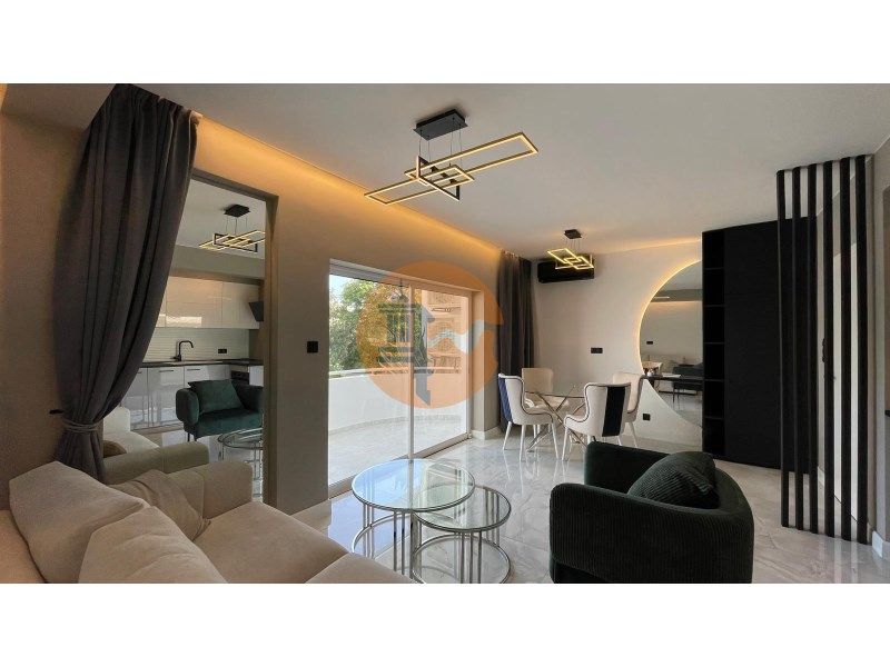 Property photo 3 of 47