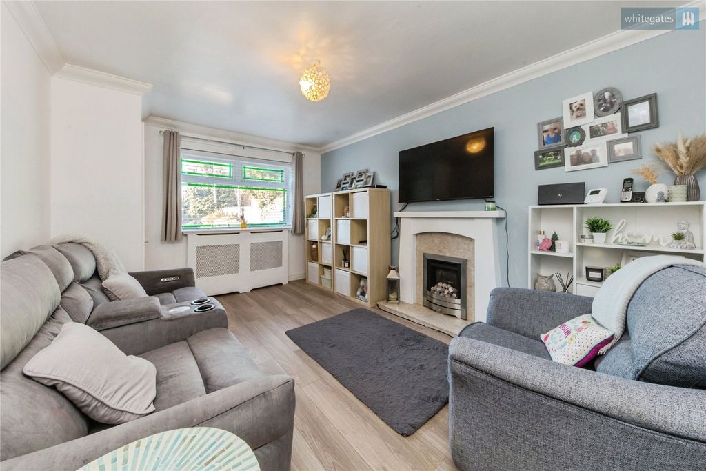 Property photo 2 of 17 Picture No. 05