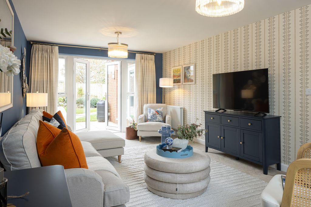 Property photo 3 of 10 Lounge In The 4 Bedroom Alfreton