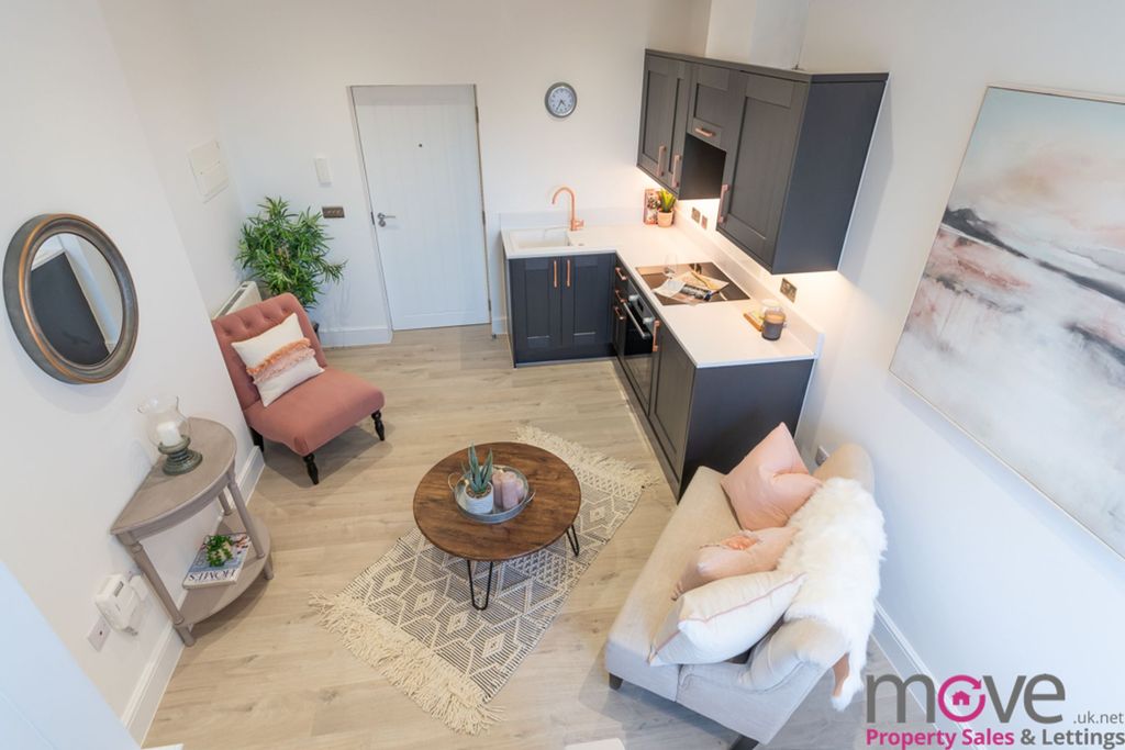 Property photo 2 of 9 Photo 14