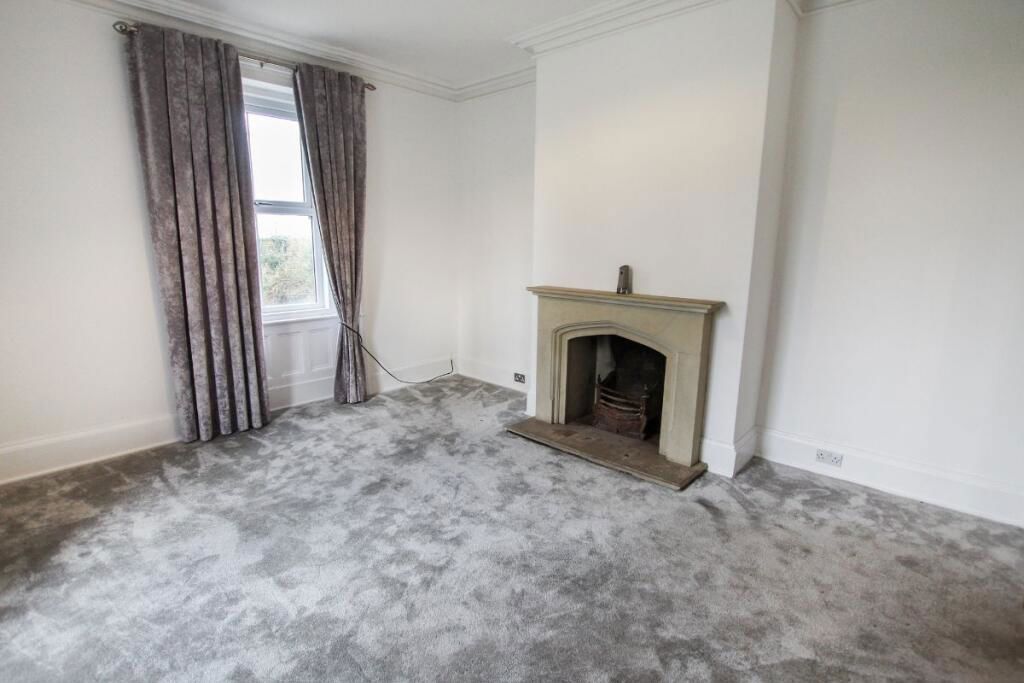 Property photo 3 of 43