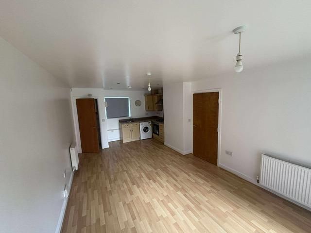 Property photo 3 of 9 47A274c09c60Ea9A58428F81cc3F5Bbf.Jpeg