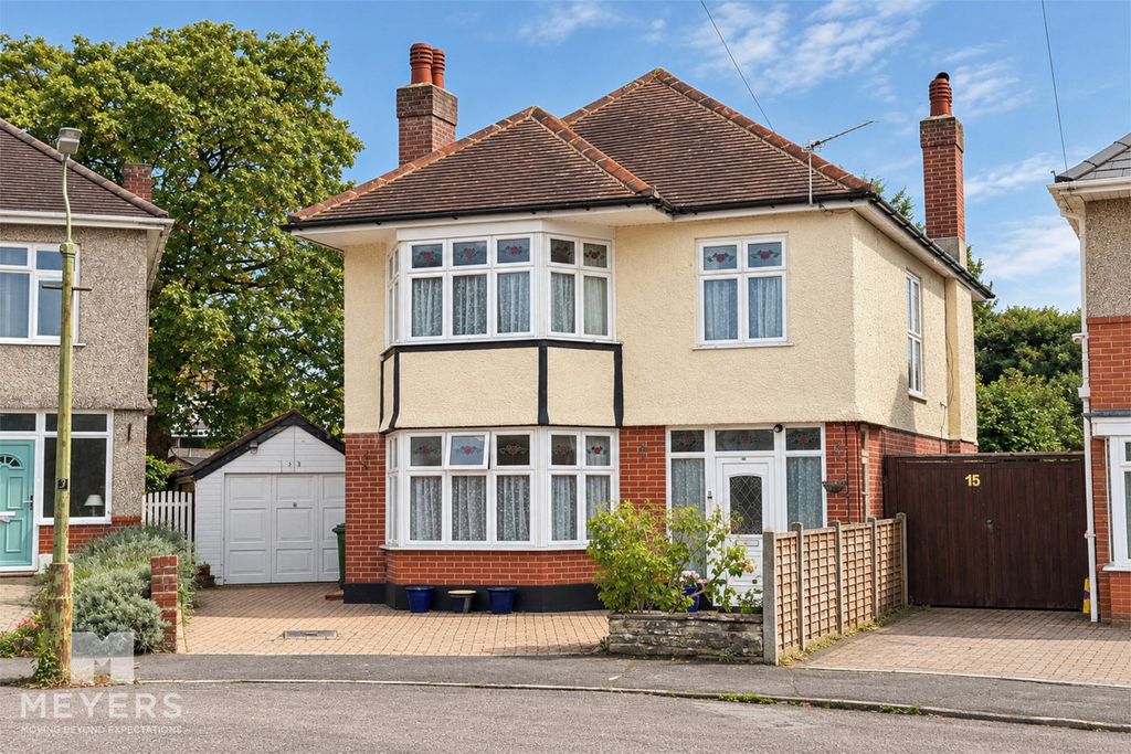 Property photo 1 of 39