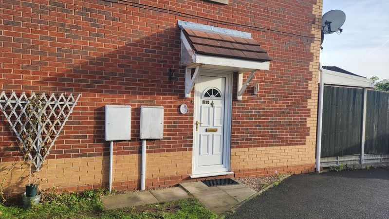 Property photo 1 of 13 Photo 7