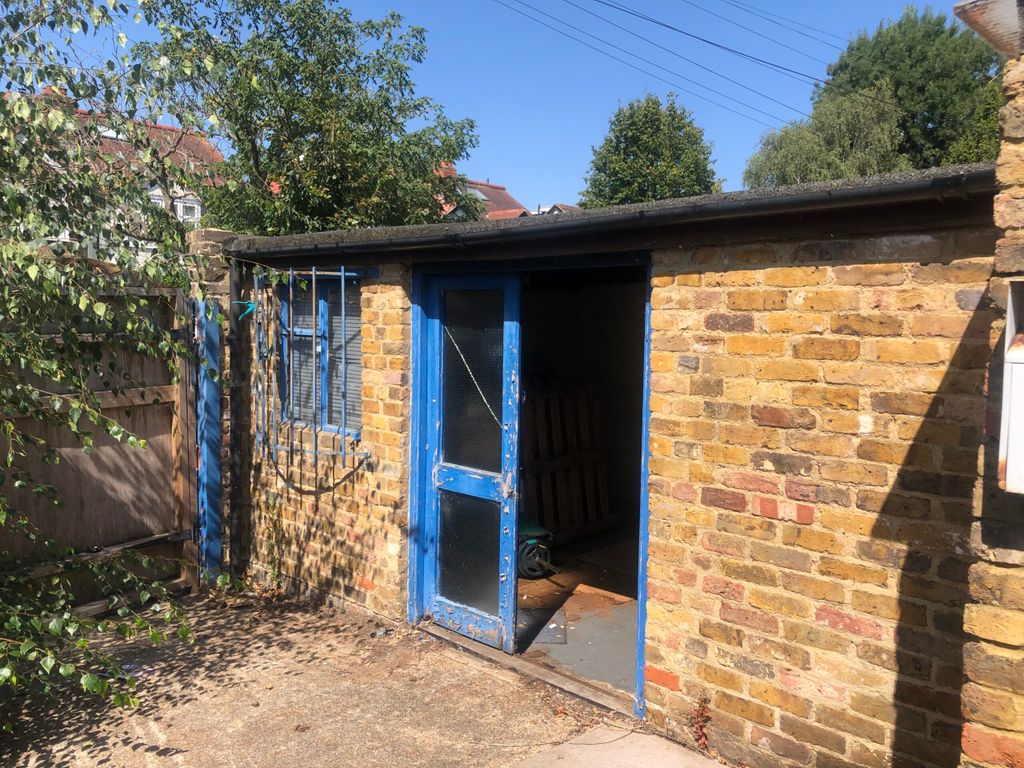 Property photo 2 of 4 Img_4905