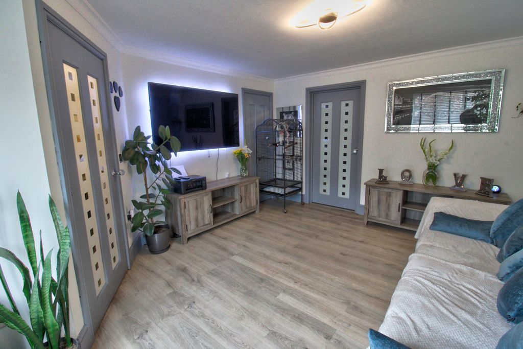 Property photo 2 of 41 Img_3121_2_3