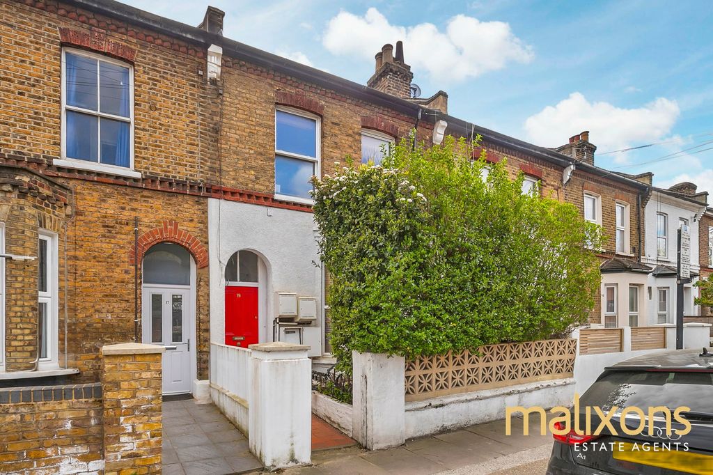 Property photo 1 of 9