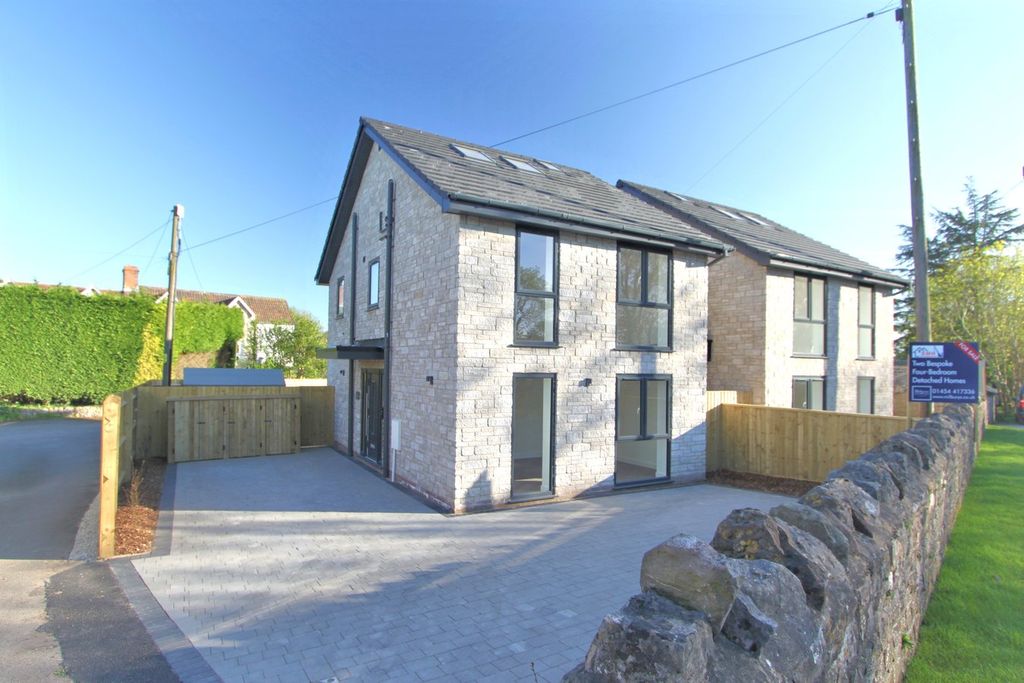 Property photo 3 of 19