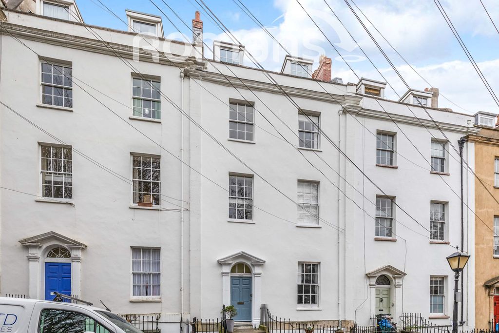 Property photo 1 of 10 Property Image