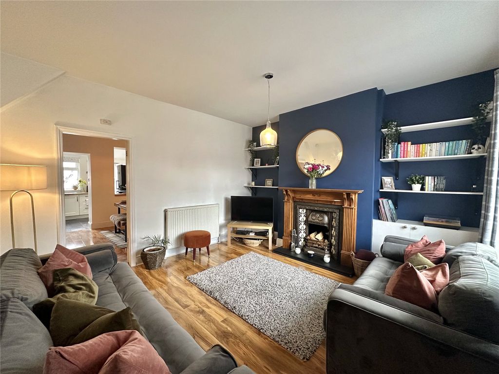 Property photo 2 of 14 Picture No. 01