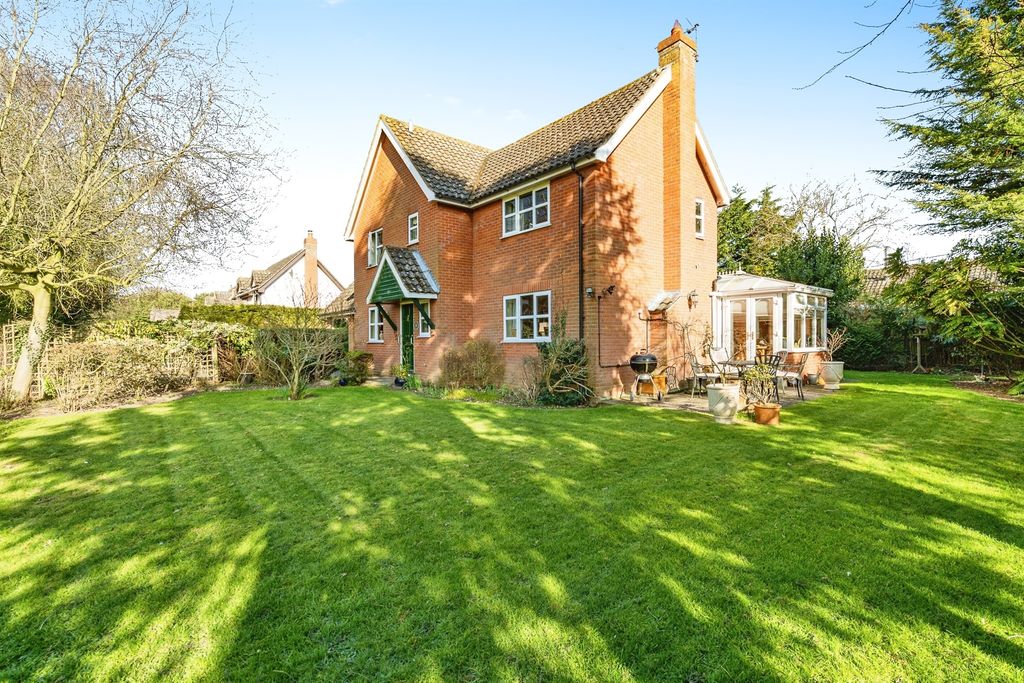 Property photo 1 of 16