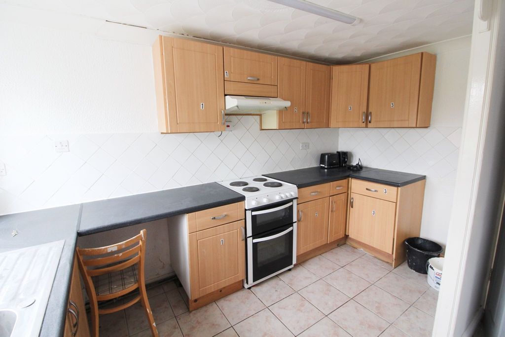 Property photo 3 of 15 Photograph 3