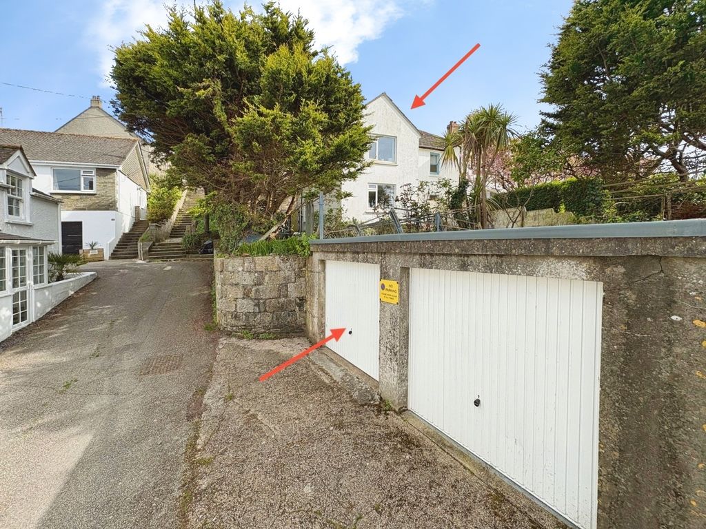 Property photo 2 of 23 5056039