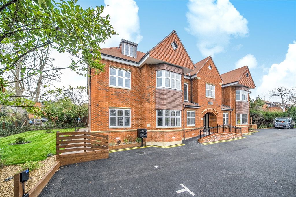 Property photo 1 of 20 Picture No. 17