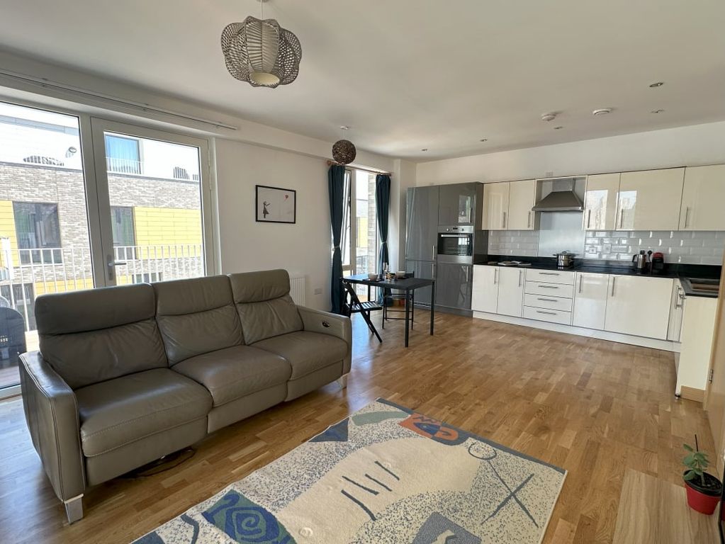 Property photo 2 of 10
