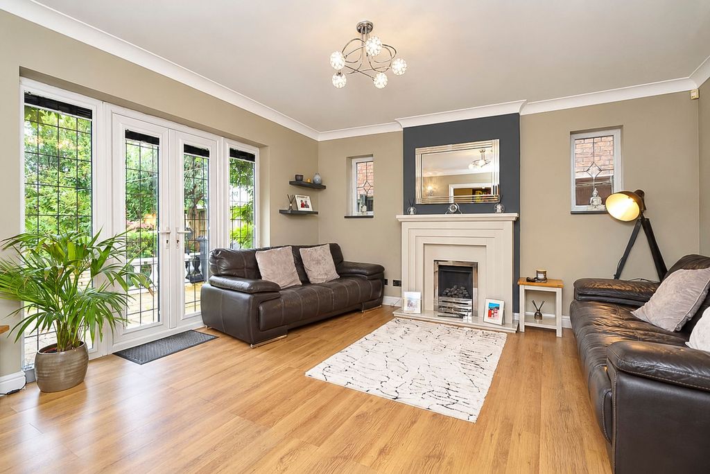 Property photo 2 of 53