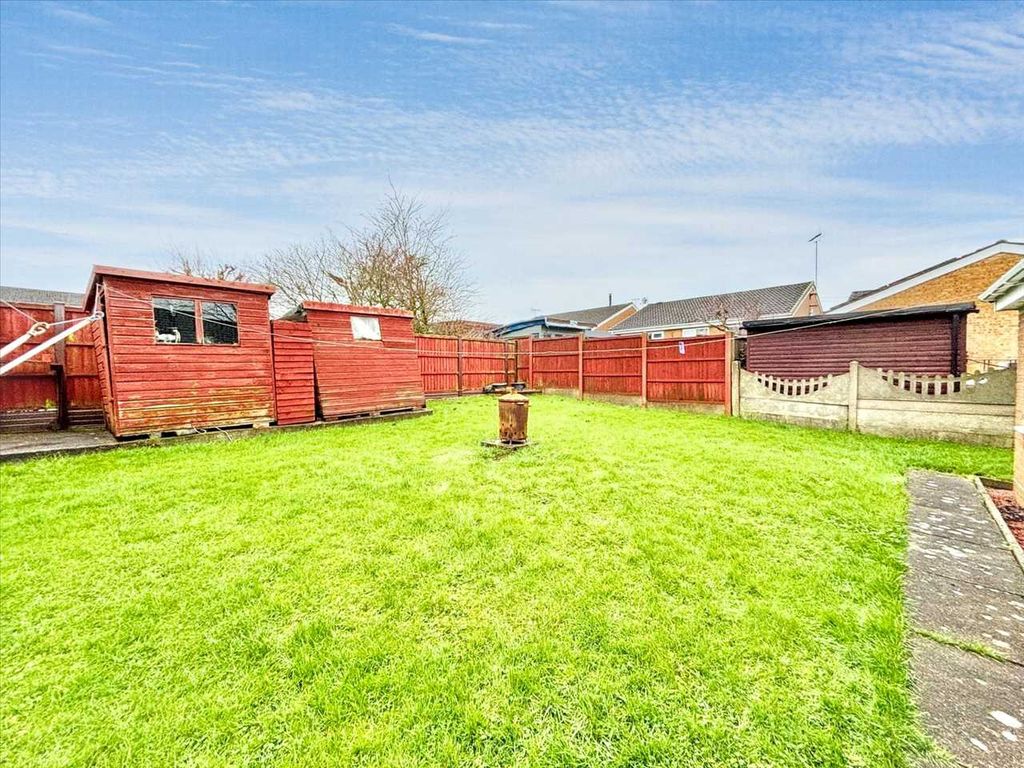 Property photo 3 of 19