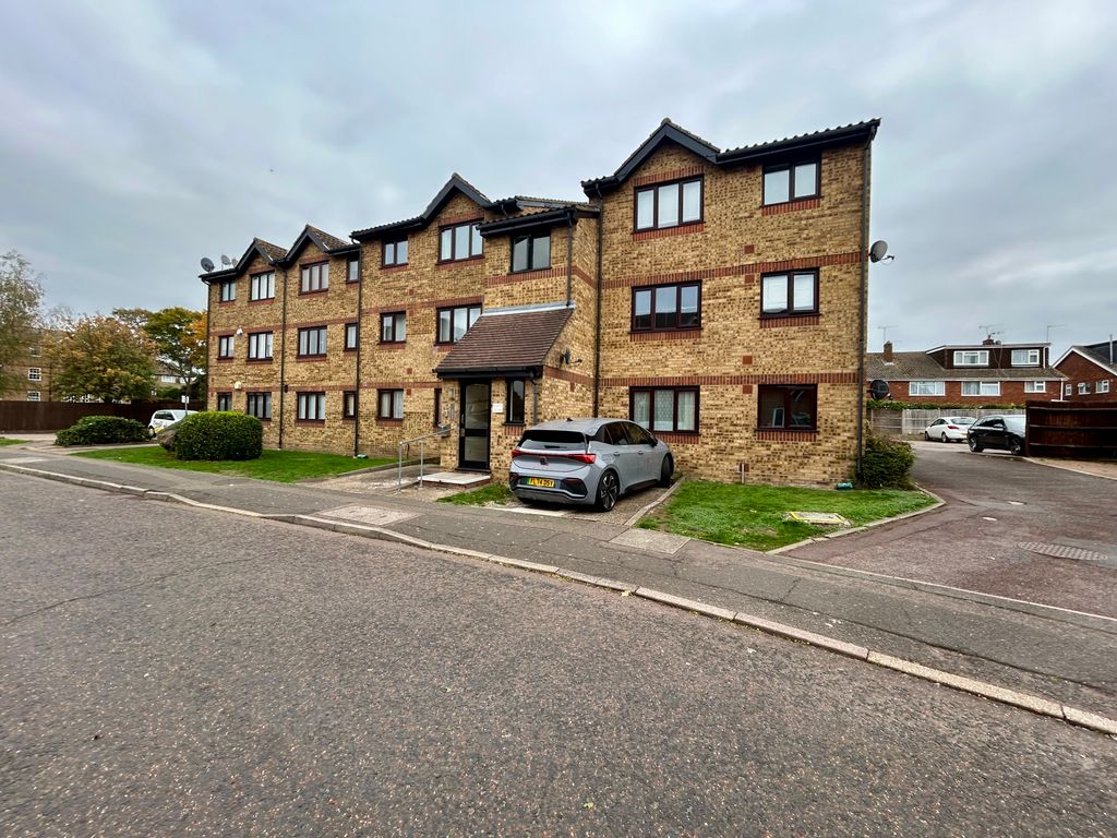 Property photo 1 of 8