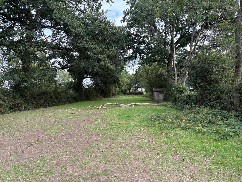 Property photo 2 of 13 Picture No. 02