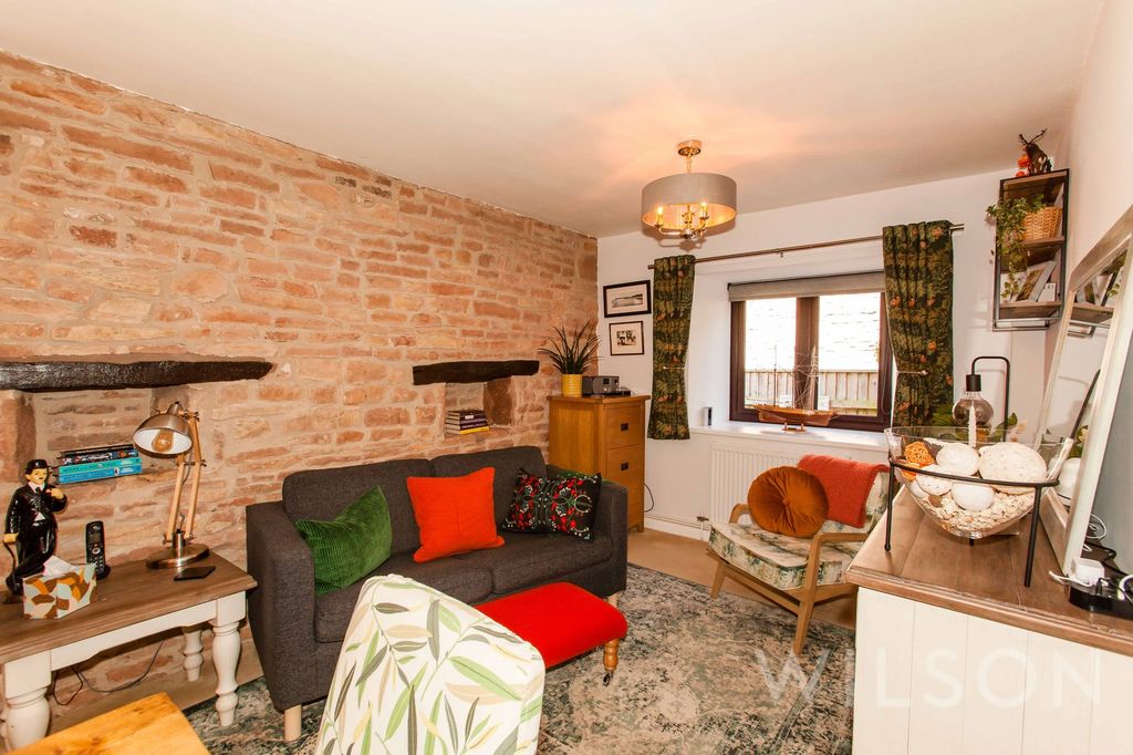 Property photo 3 of 46