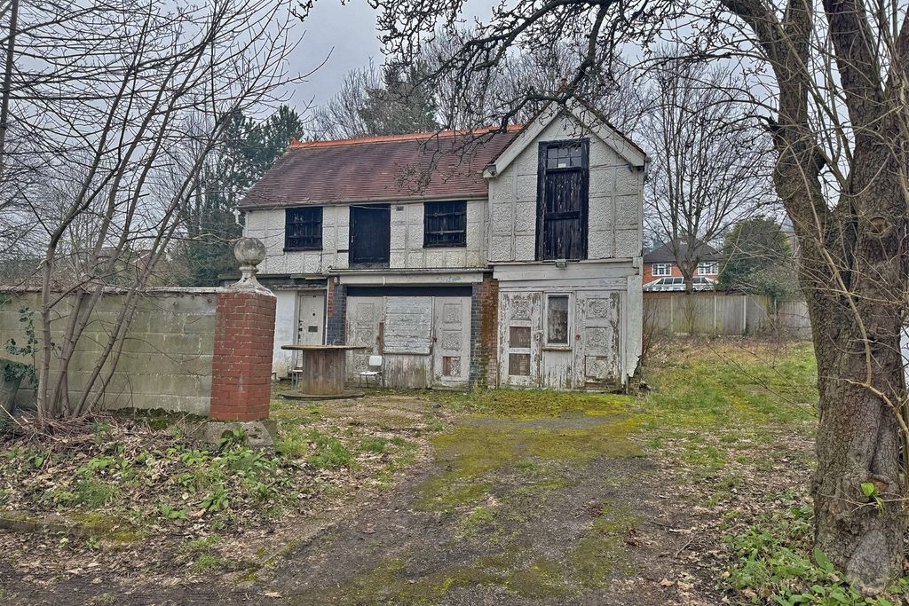 Property photo 2 of 5 4322752