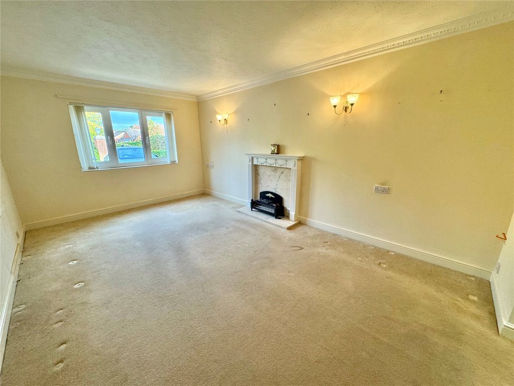 Property photo 3 of 9 Picture No. 16