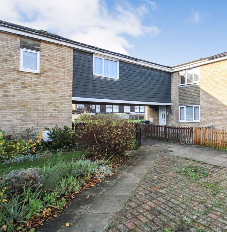 Property photo 1 of 12 Front