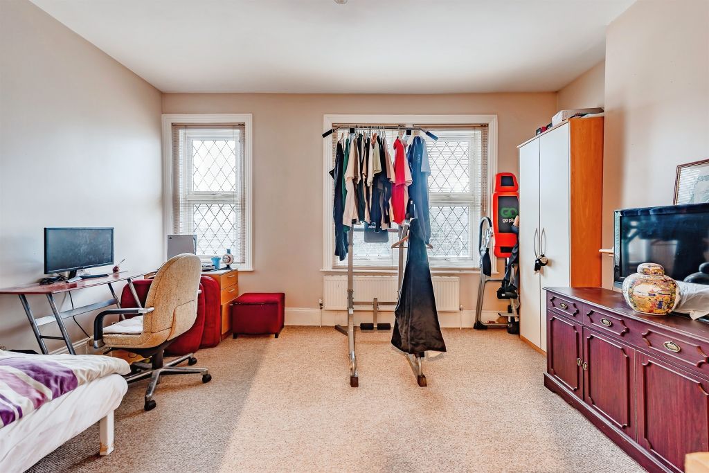 Property photo 2 of 6