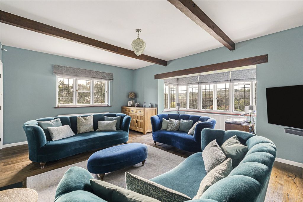 Property photo 2 of 25 Sitting Room