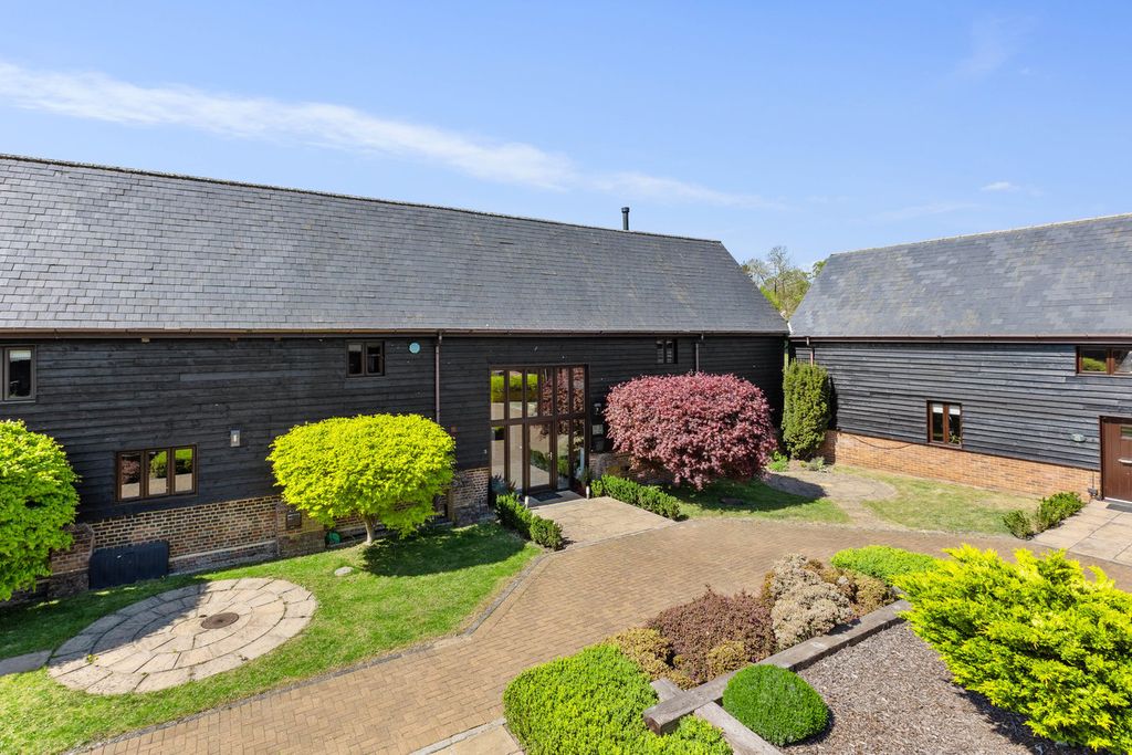 Property photo 1 of 36
