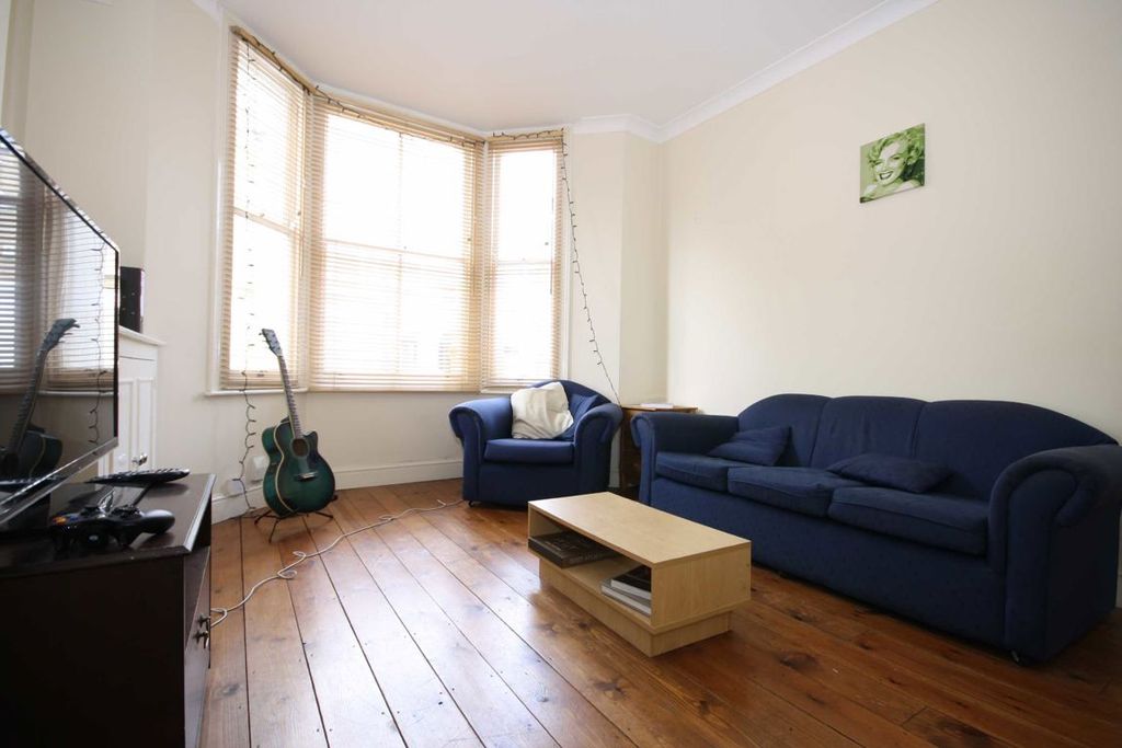 Property photo 2 of 5