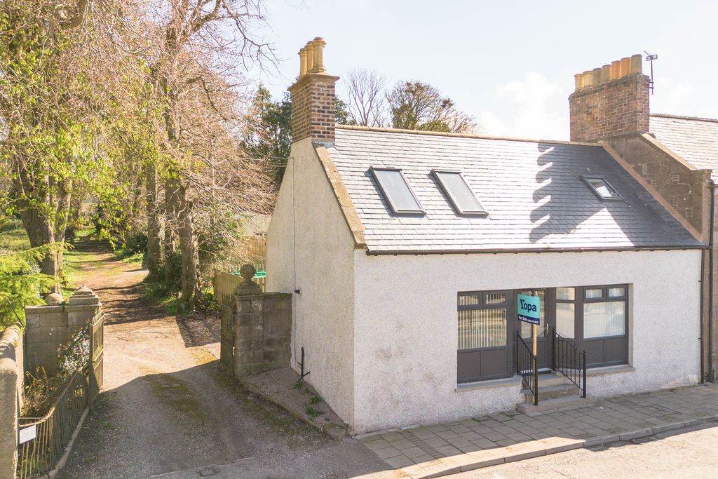 Property photo 1 of 32 Front Exterior Aerial