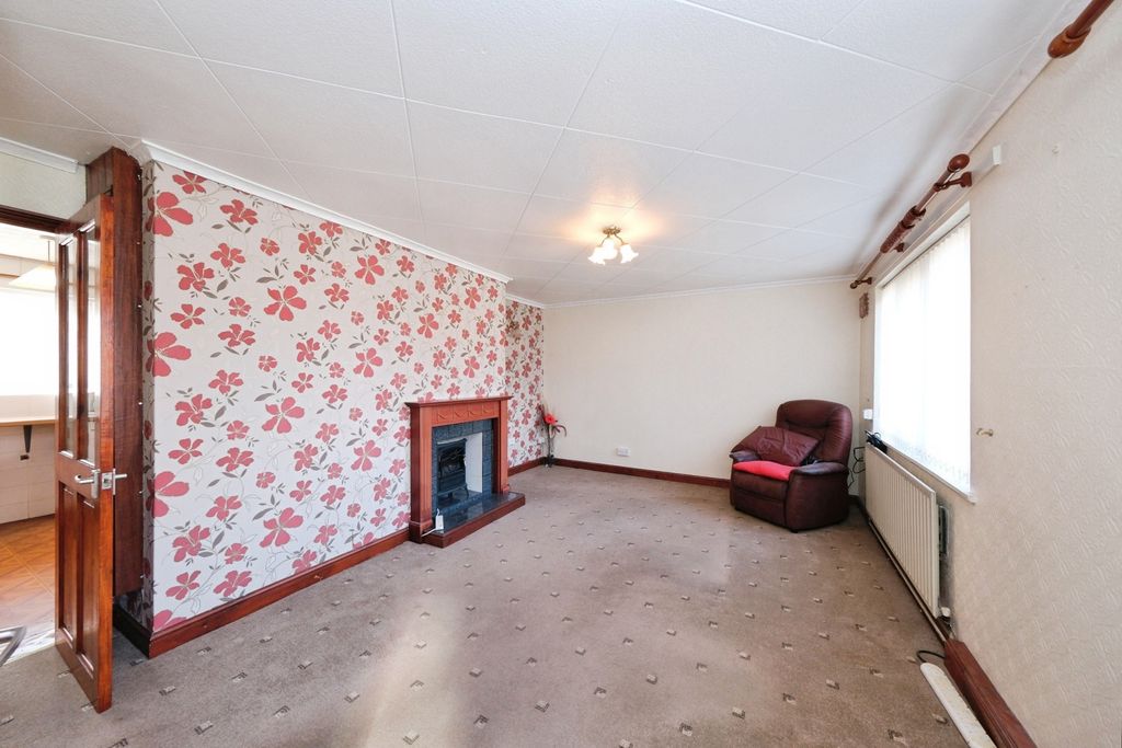 Property photo 2 of 15 Pbox-Img.Jpg