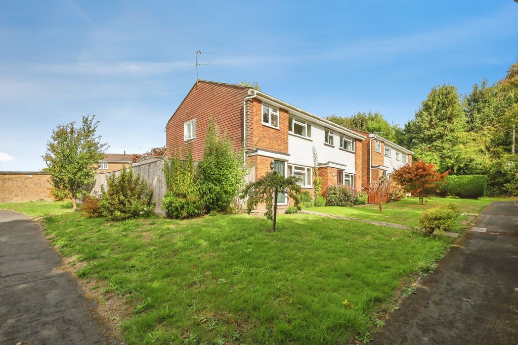 Property photo 2 of 16 Pbox-Img.Jpg