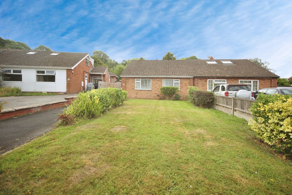 Property photo 2 of 17 Photo