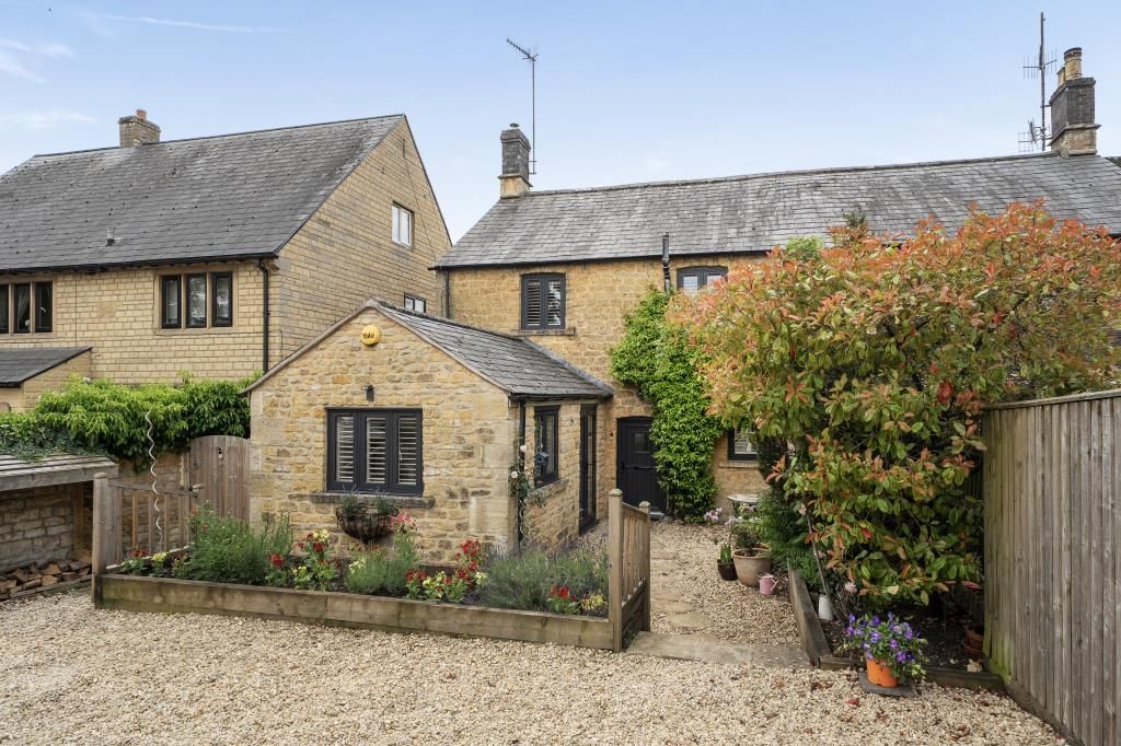 Property photo 1 of 24 External View