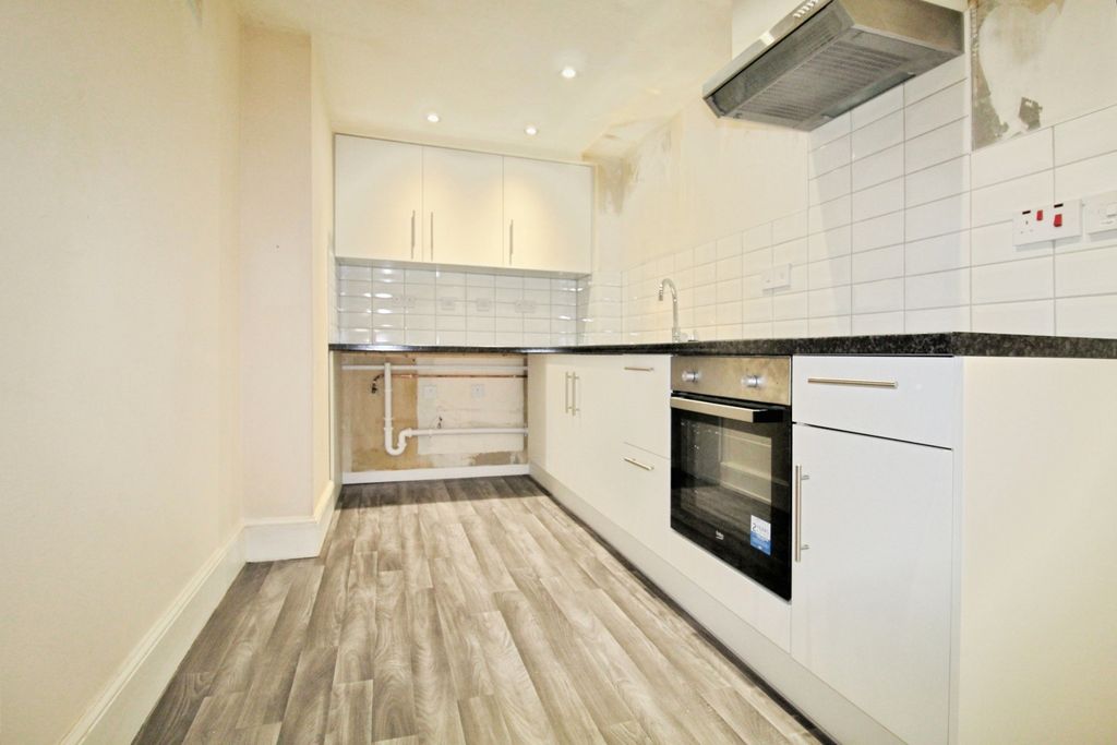 Property photo 2 of 11 Pbox-Img.Jpg