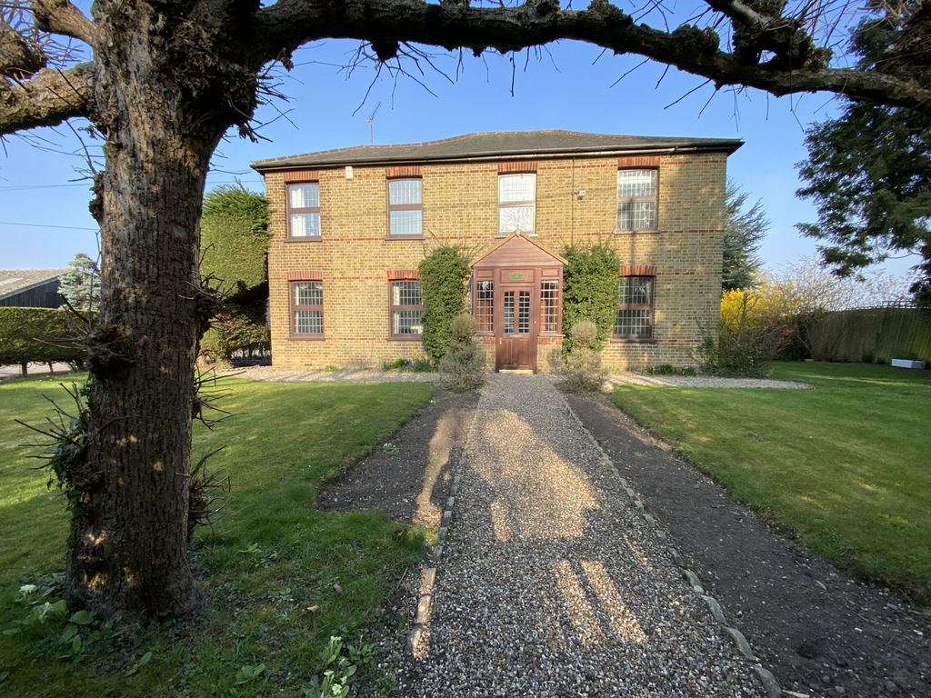 Property photo 1 of 19 Rolphs House, Blasford Hill, Little Waltham, Chelmsford CM3 3Pf