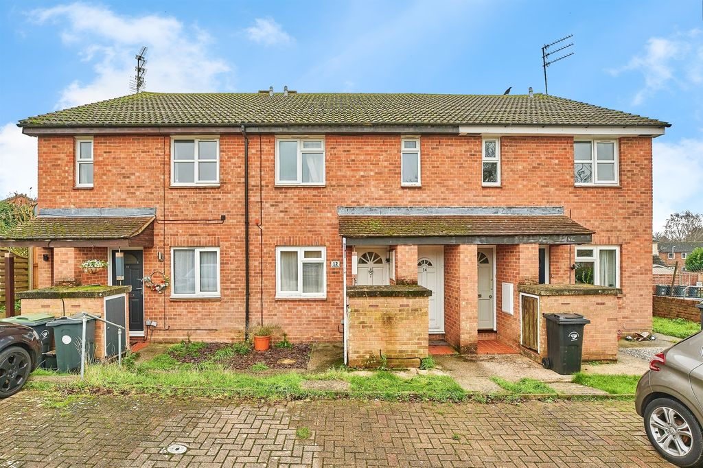 Property photo 1 of 12