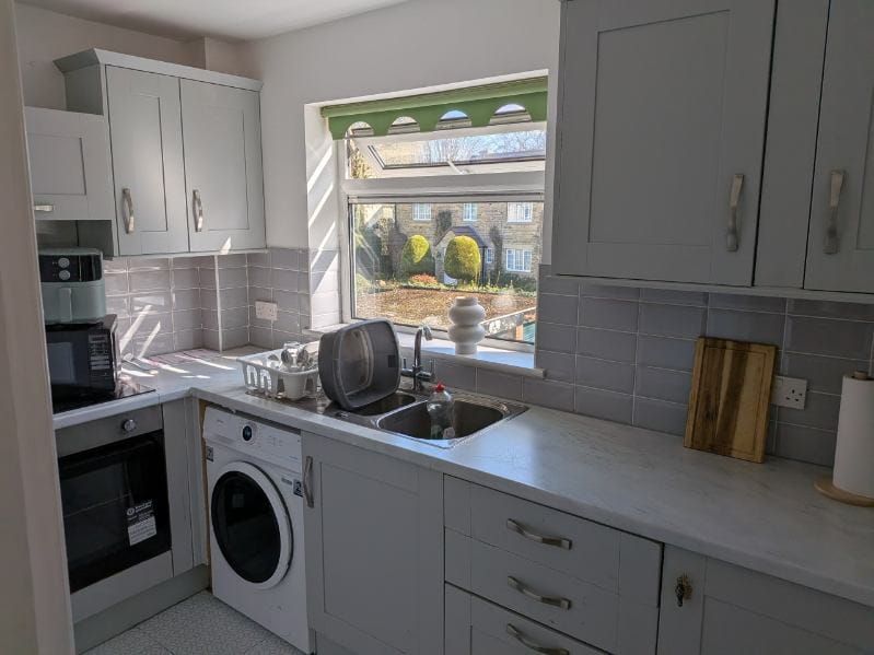 Property photo 3 of 6