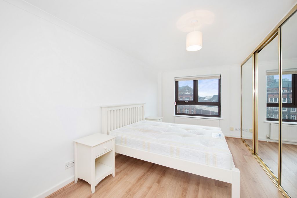 Property photo 3 of 9 Photo 3