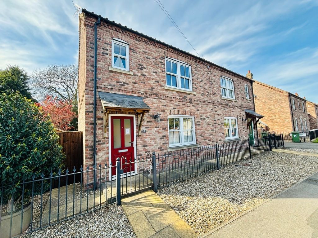 Property photo 1 of 19 Front