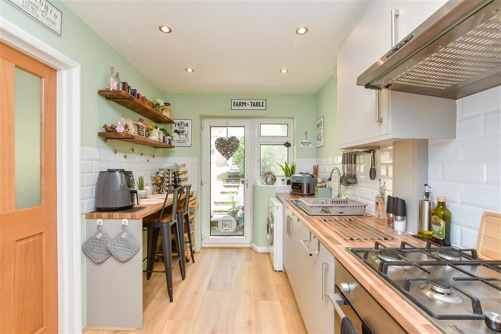 Property photo 1 of 13 Kitchen