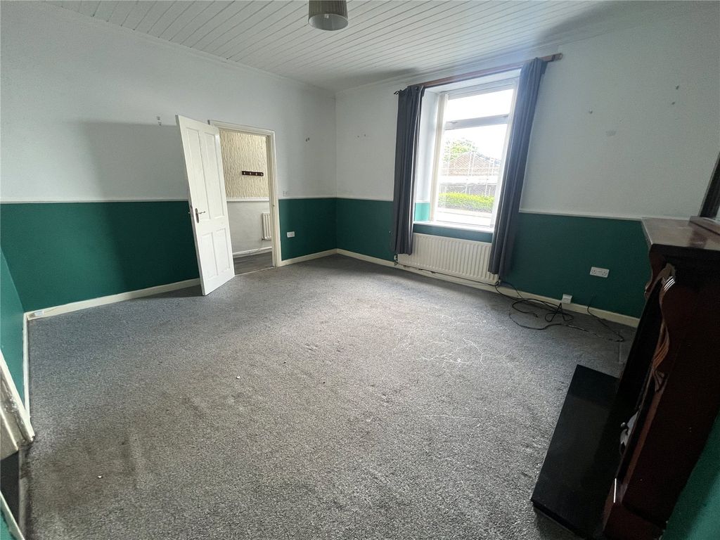 Property photo 3 of 15 Picture No. 07