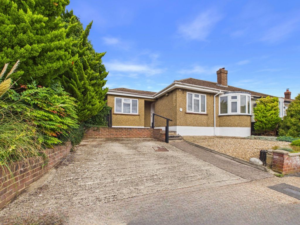 Property photo 1 of 17 Front