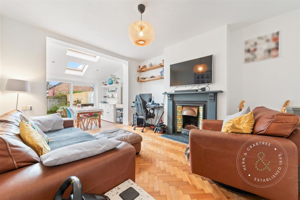 Additional image 4 of 4 bed semi-detached house for saleBishops Walk, Llandaff, Cardiff CF5