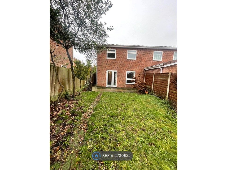 Property photo 2 of 28