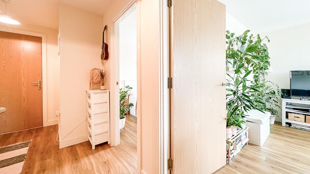 Property photo 3 of 20 Untitled-1123.Jpg